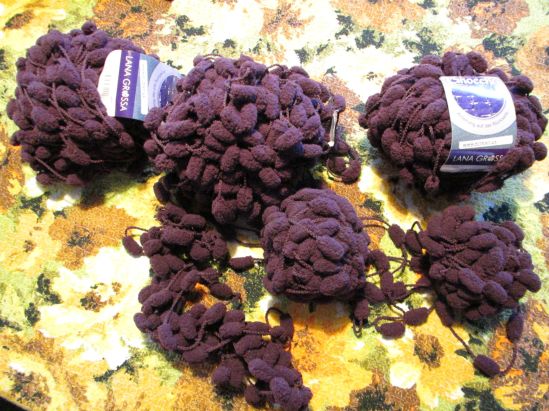 Sometimes it's obvious another stitcher learned to hate a yarn mid-project and sent it to me for cat blankets. This one is such a bitch I'm surprised it didn't come with a suicide note.